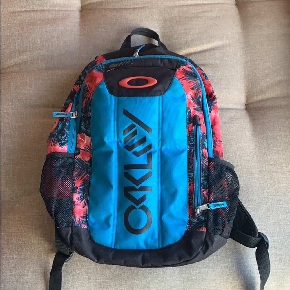oakley backpack